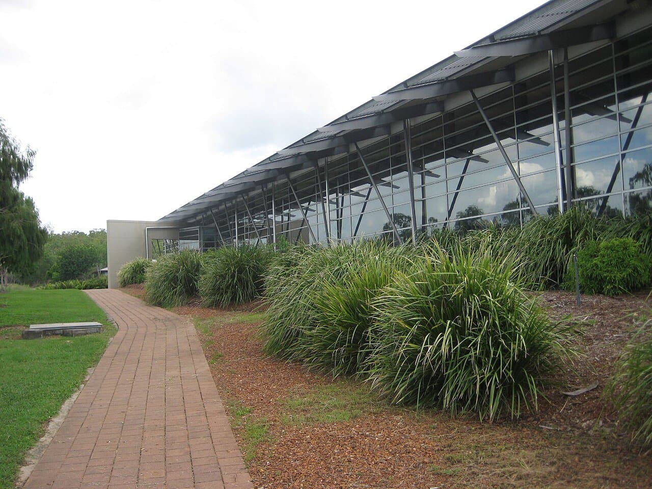 Charles Darwin University — Academic Facilities & Quad