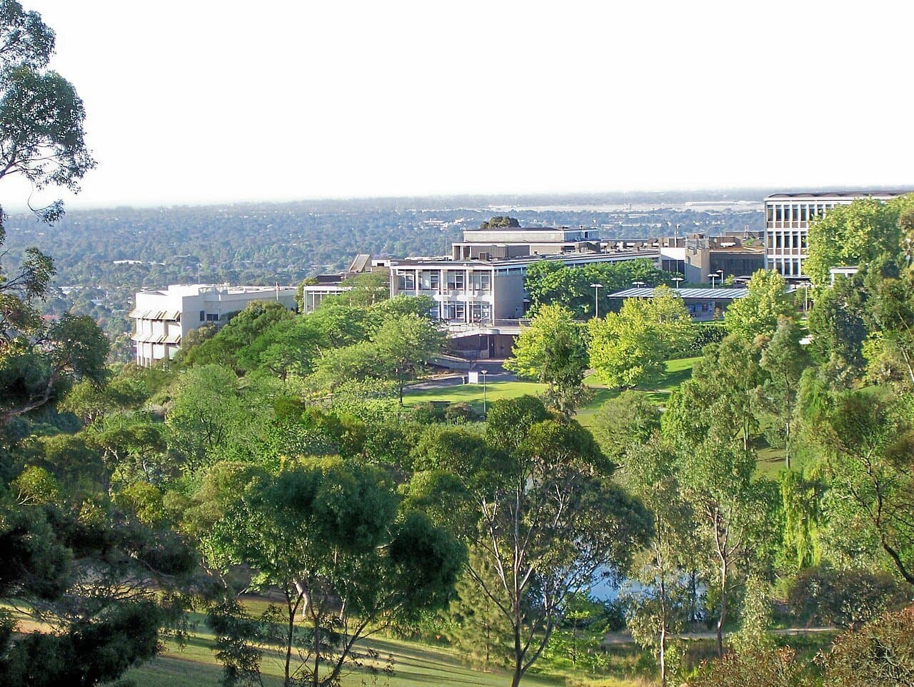 Flinders University thumbnail 3
