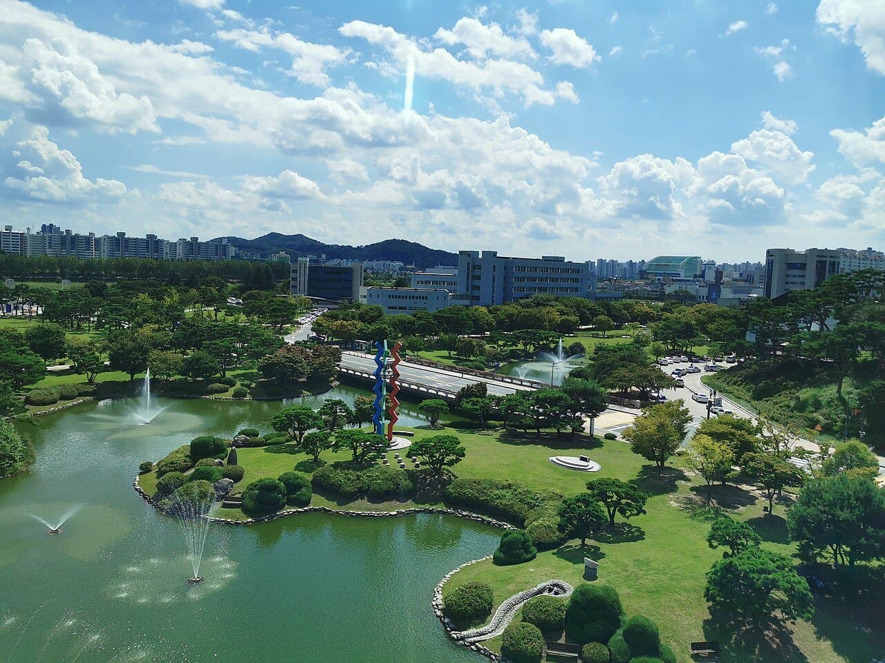 KAIST thumbnail 3