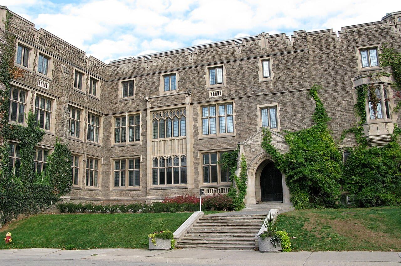 McMaster University thumbnail 3