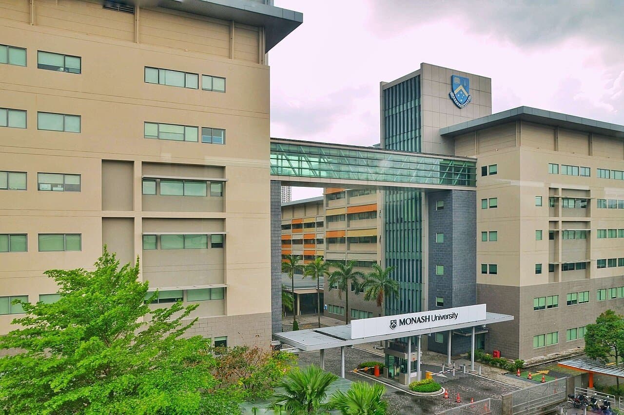 Monash University Malaysia thumbnail 3