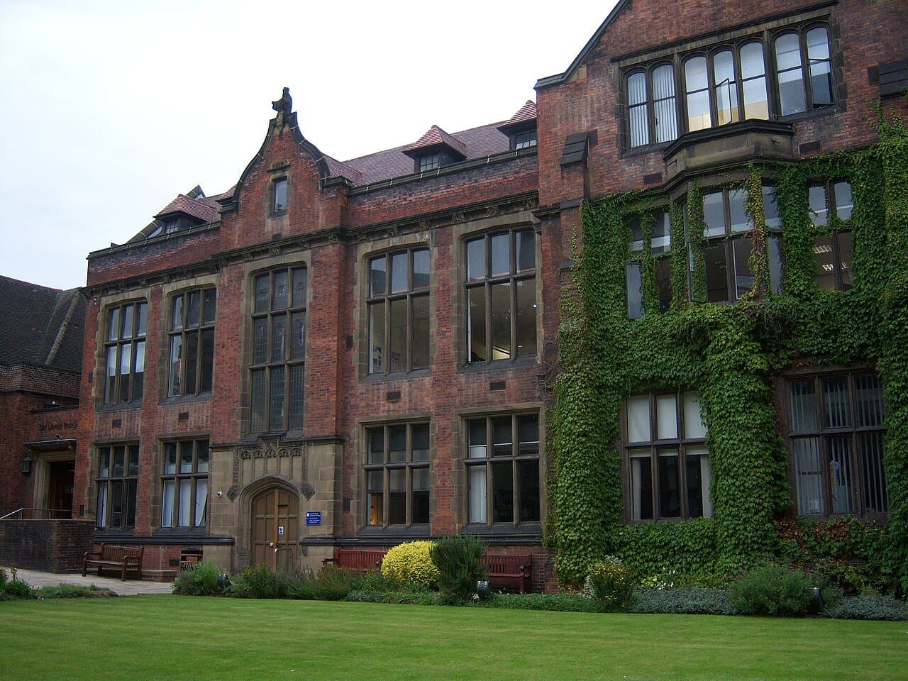 Newcastle University thumbnail 2