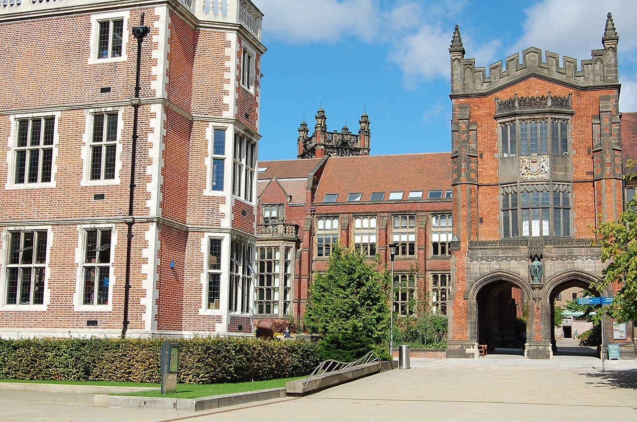Newcastle University thumbnail 3