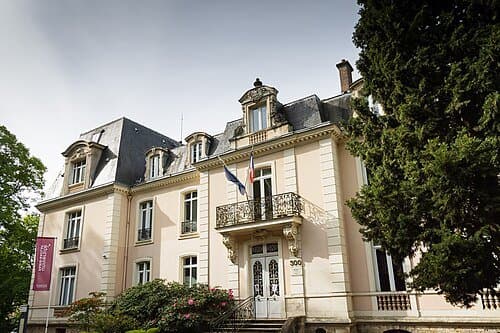 Université Paris-Saclay