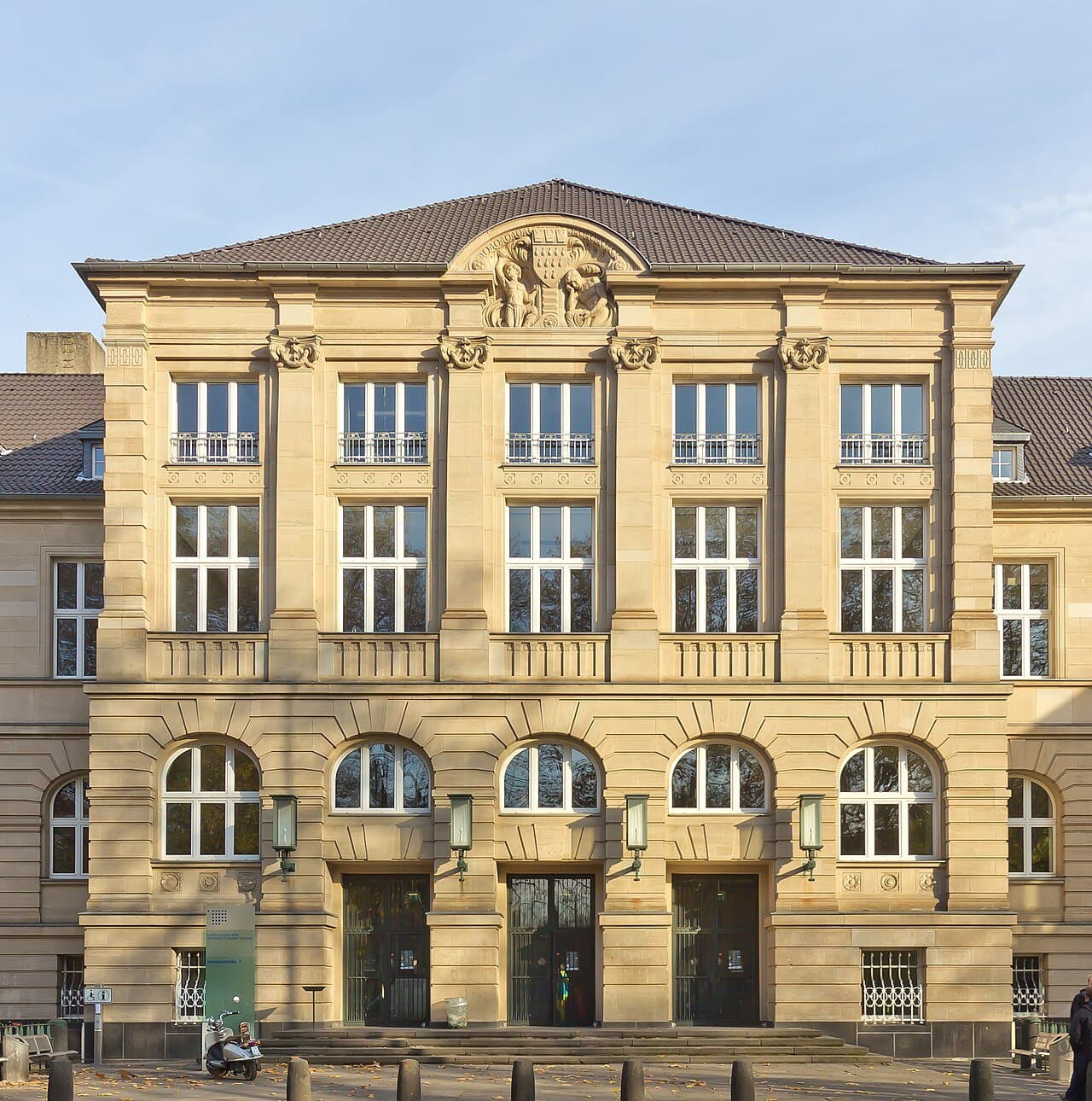 University of Cologne thumbnail 2