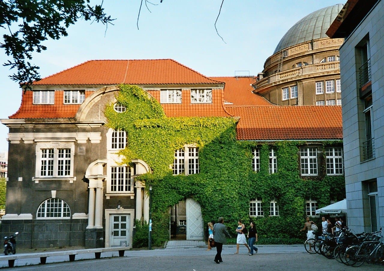 University of Hamburg thumbnail 3