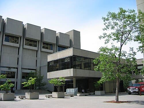 University of Ottawa thumbnail 3