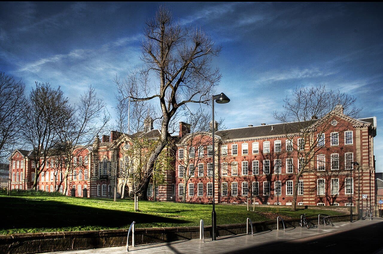 University of Sheffield thumbnail 3