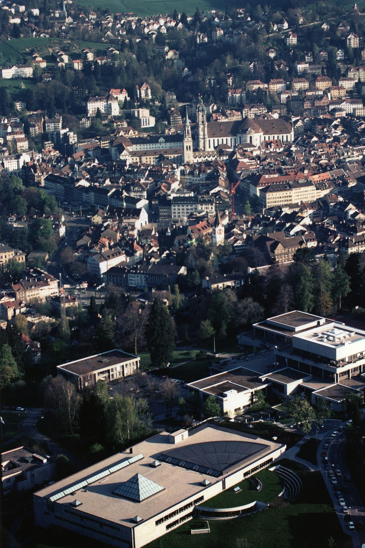 University of St. Gallen thumbnail 2