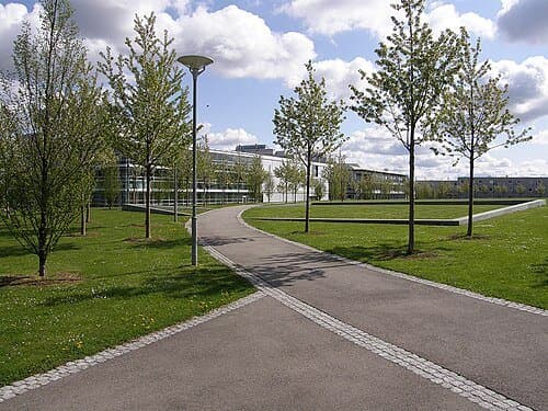 University of Stuttgart thumbnail 3