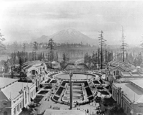 University of Washington thumbnail 3